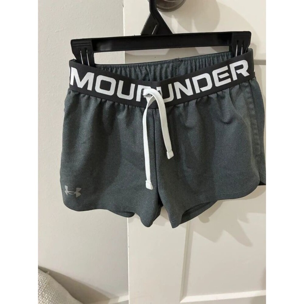 Youth Small Under Armour Shorts